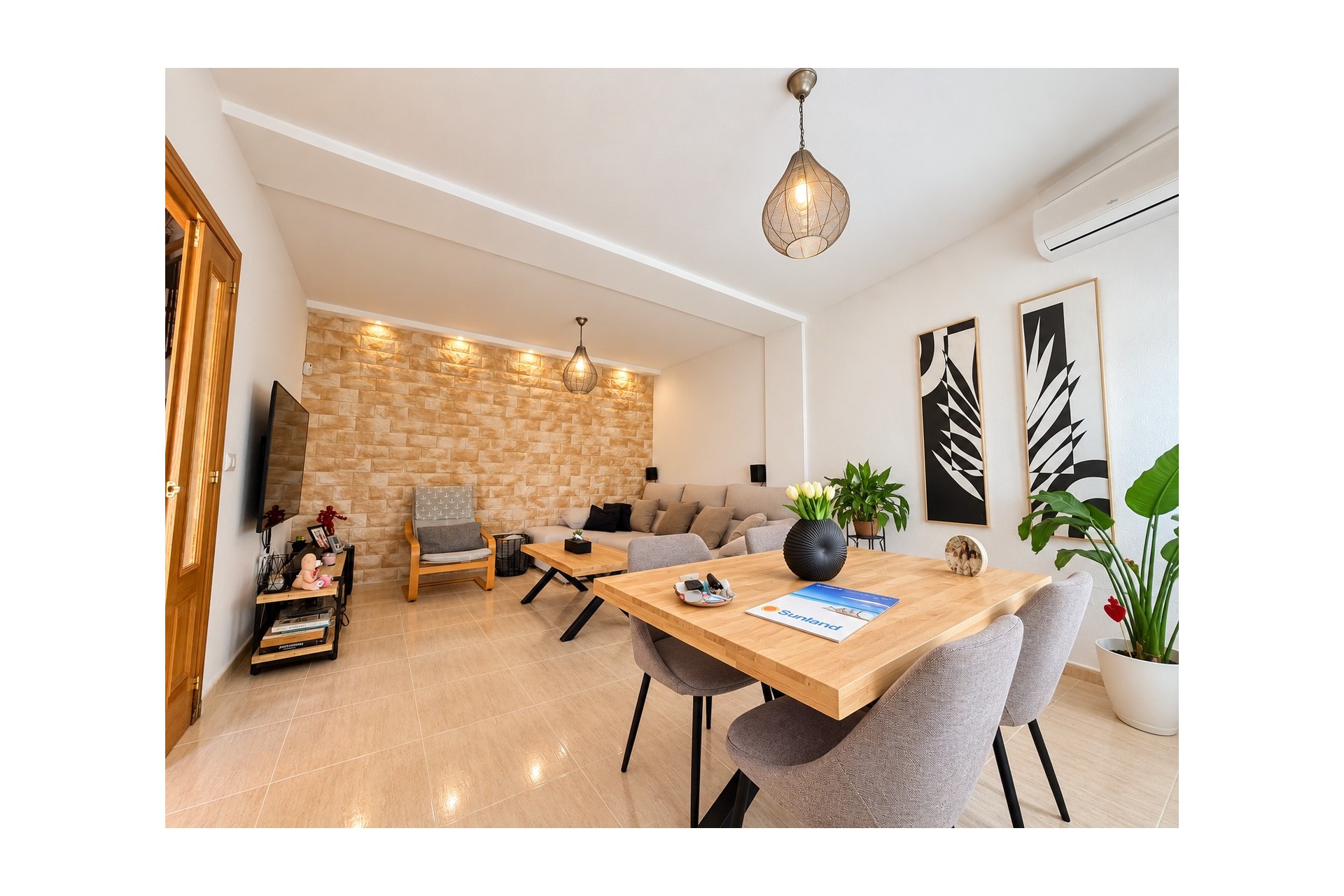 Resale - Town House -
Daya Nueva - Costa Blanca