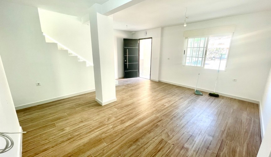 Resale - Town House -
Daya Vieja - Costa Blanca