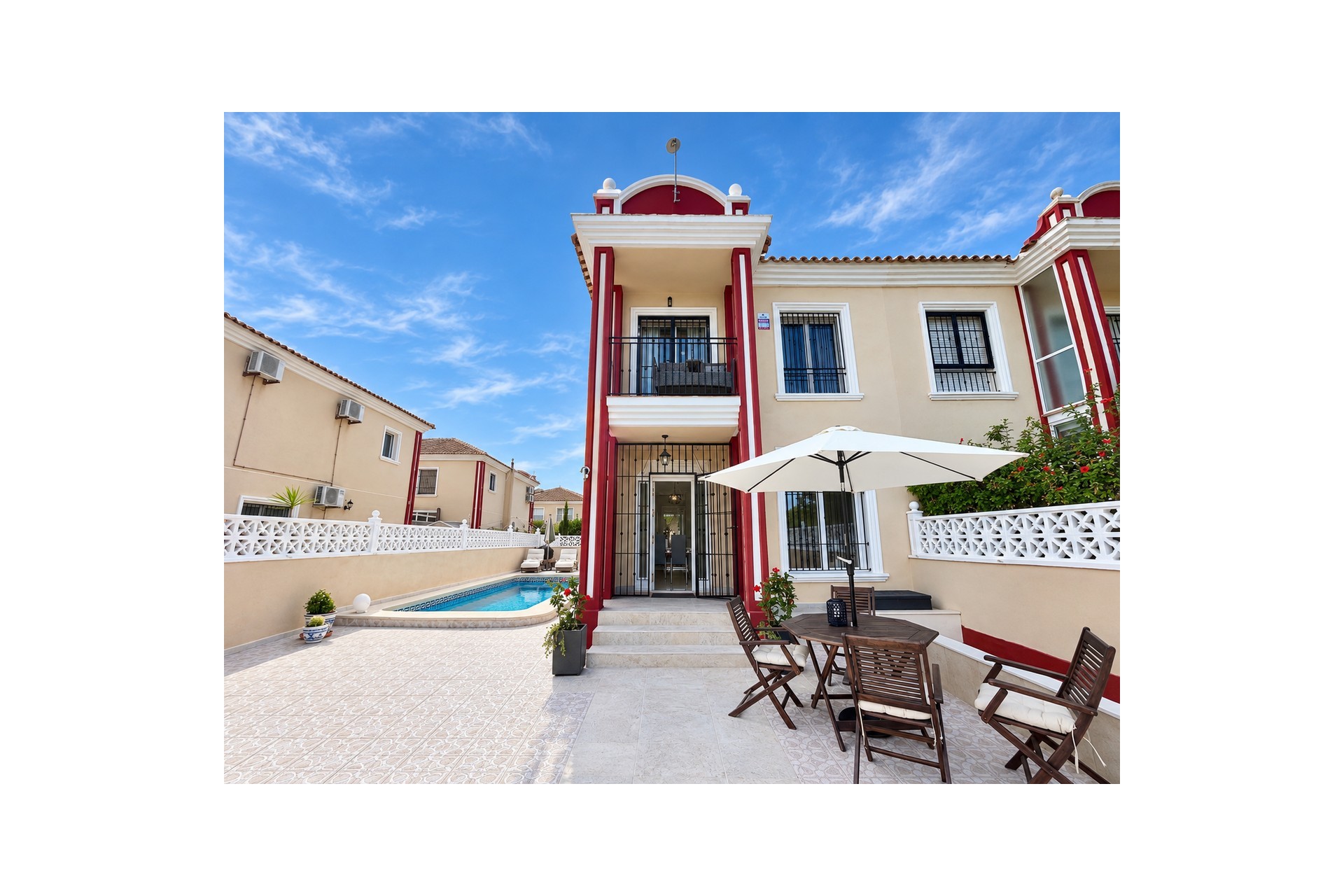 Resale - Town House -
Dehesa de Campoamor - Costa Blanca