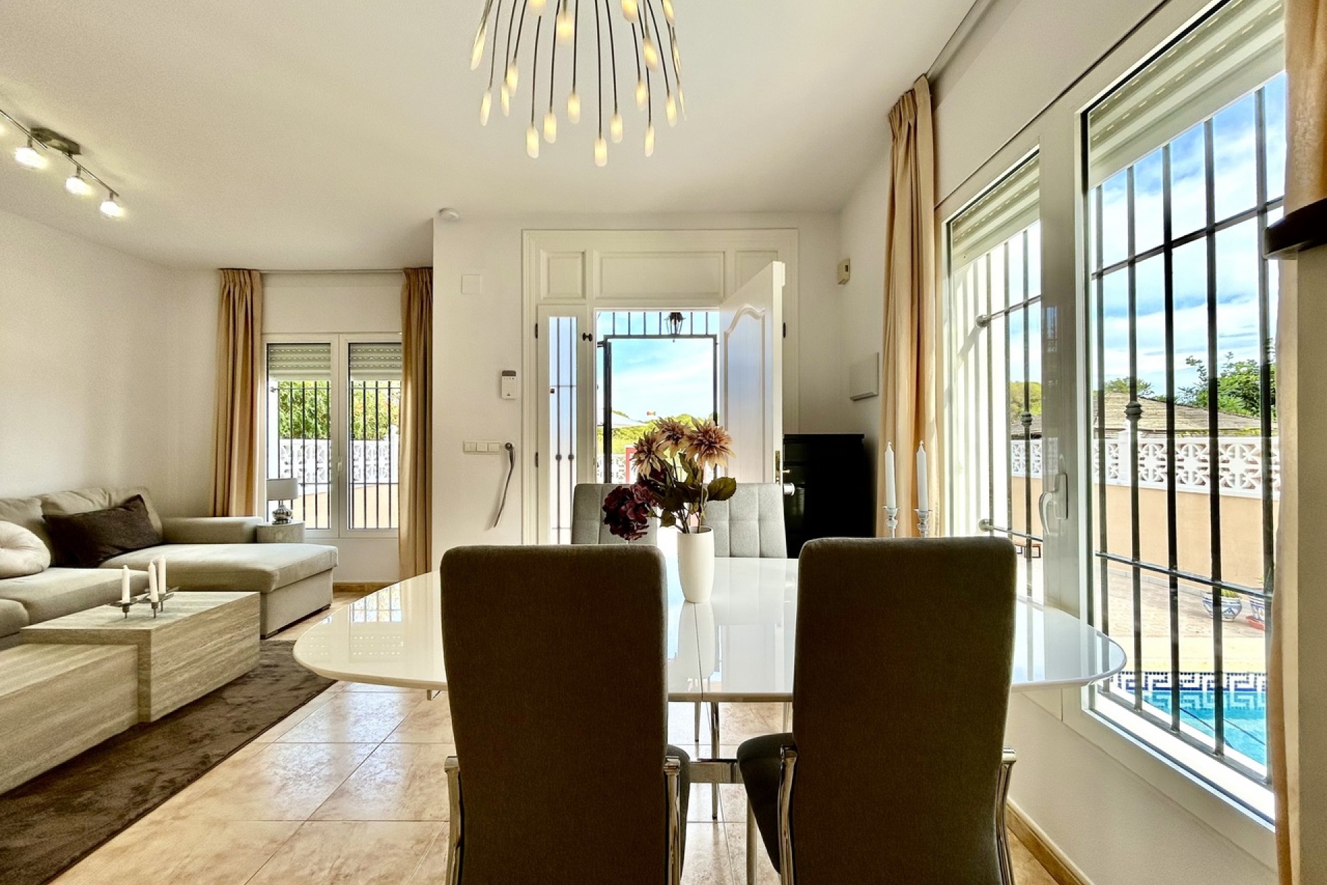 Resale - Town House -
Dehesa de Campoamor - Costa Blanca