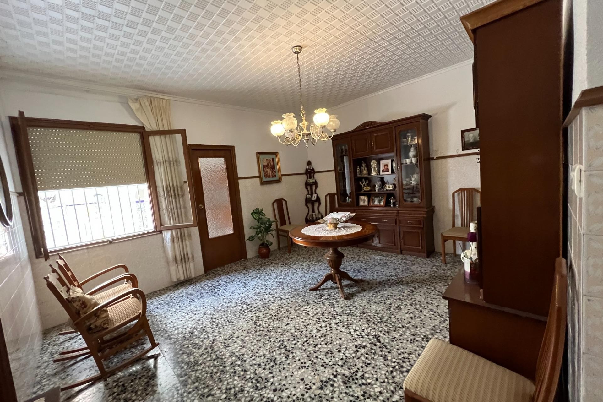 Resale - Town House -
Dolores - Centro