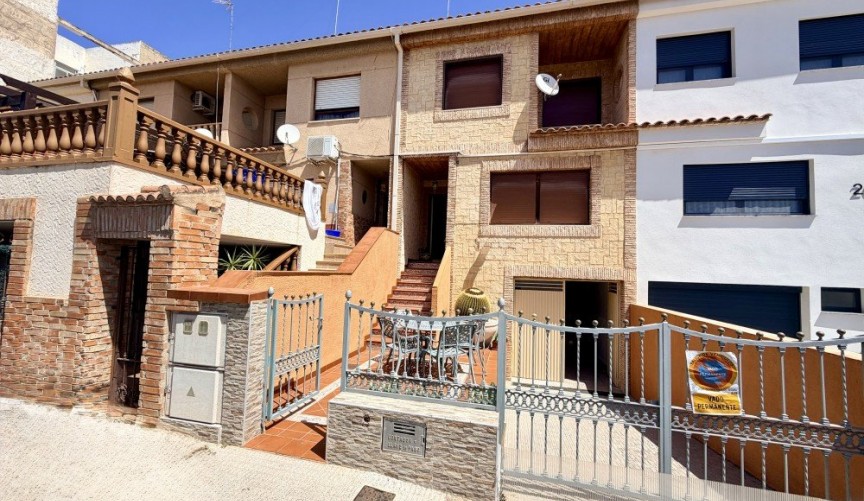 Resale - Town House -
Formentera del Segura - Costa Blanca