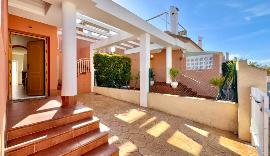 Resale - Town House -
Gran Alacant - Monte Faro-altomar