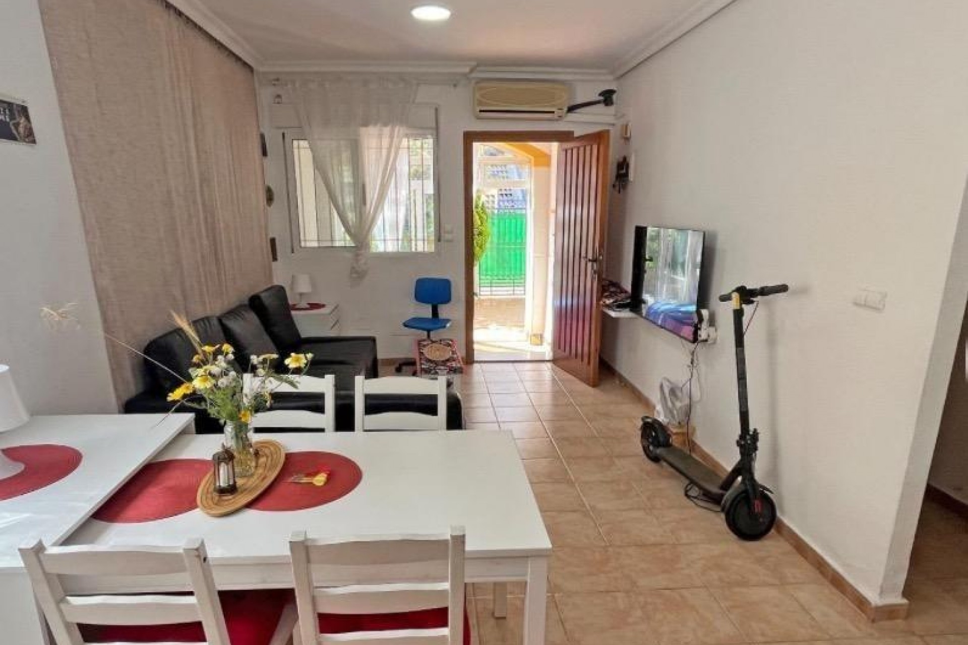 Resale - Town House -
Guardamar del Segura - El Edén - Los Estaños