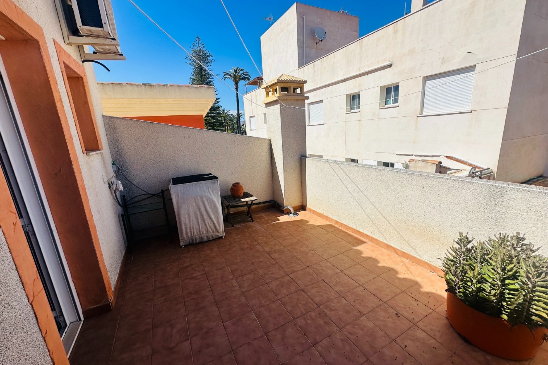 Resale - Town House -
Jacarilla - Inland