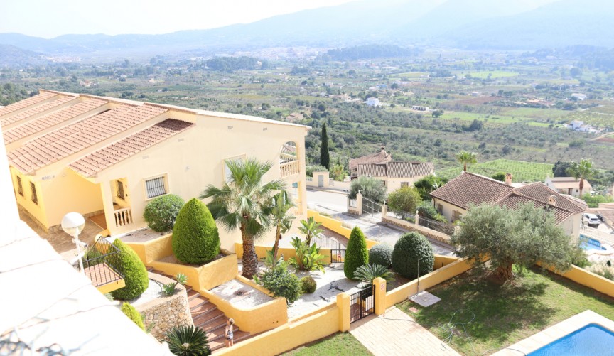 Resale - Town House -
Jalón - Inland