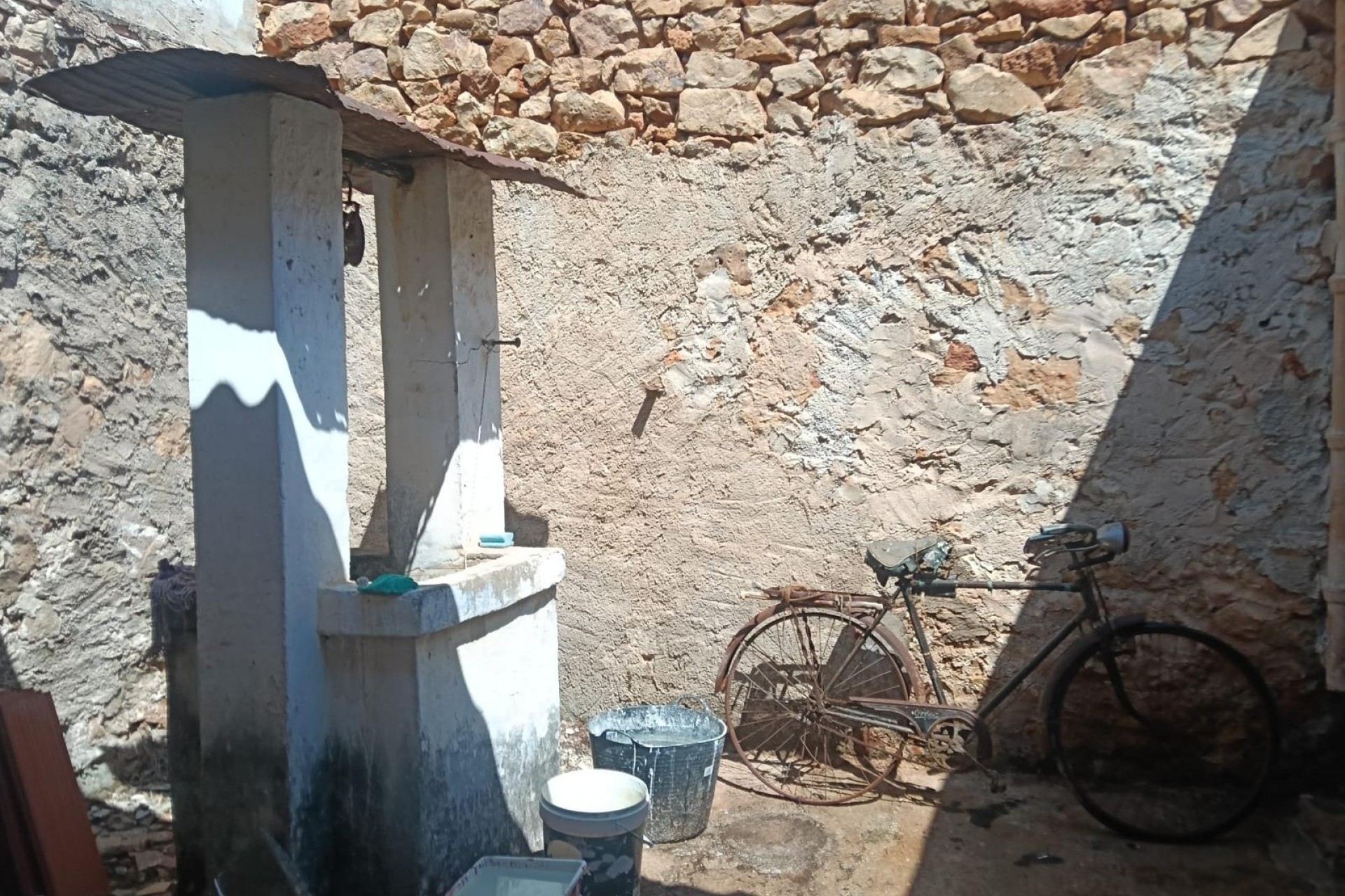 Resale - Town House -
Jesus Pobre - Inland
