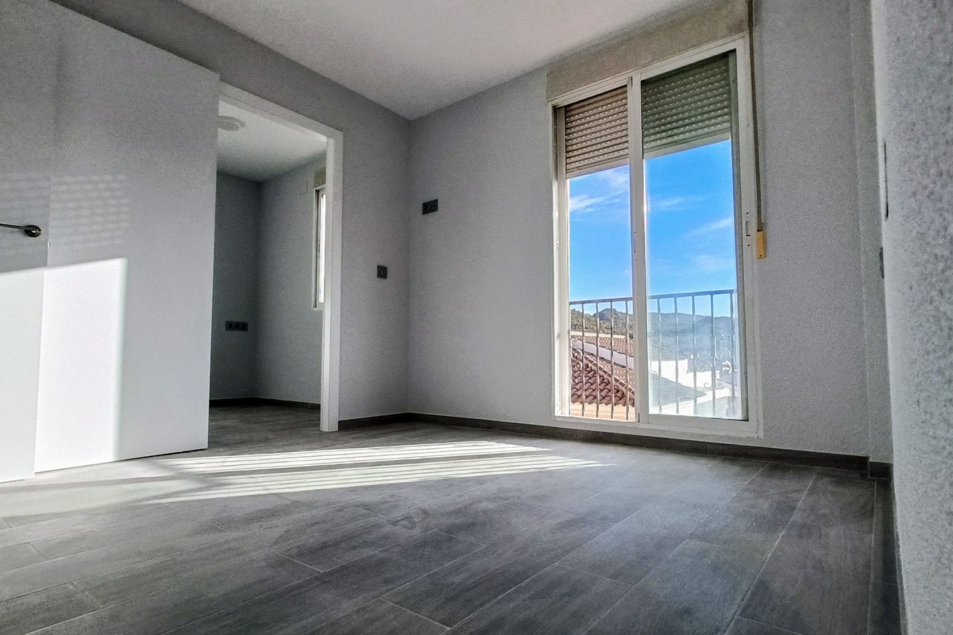 Resale - Town House -
La Romana - Inland