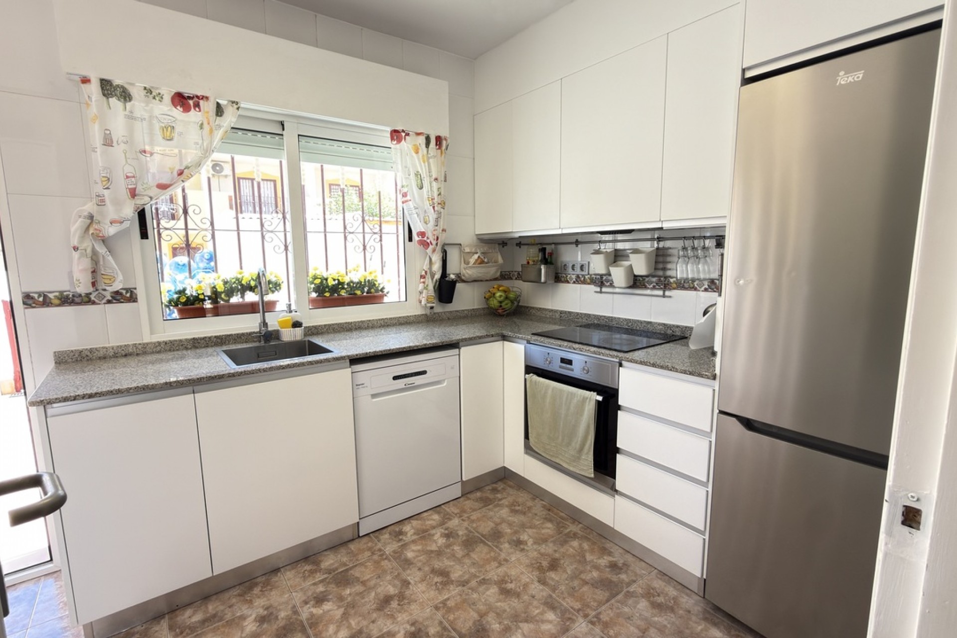 Resale - Town House -
La Zenia - Costa Blanca
