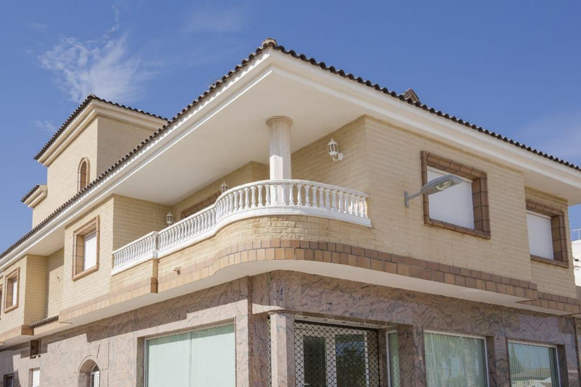 Resale - Town House -
Los Alcazares - Centro