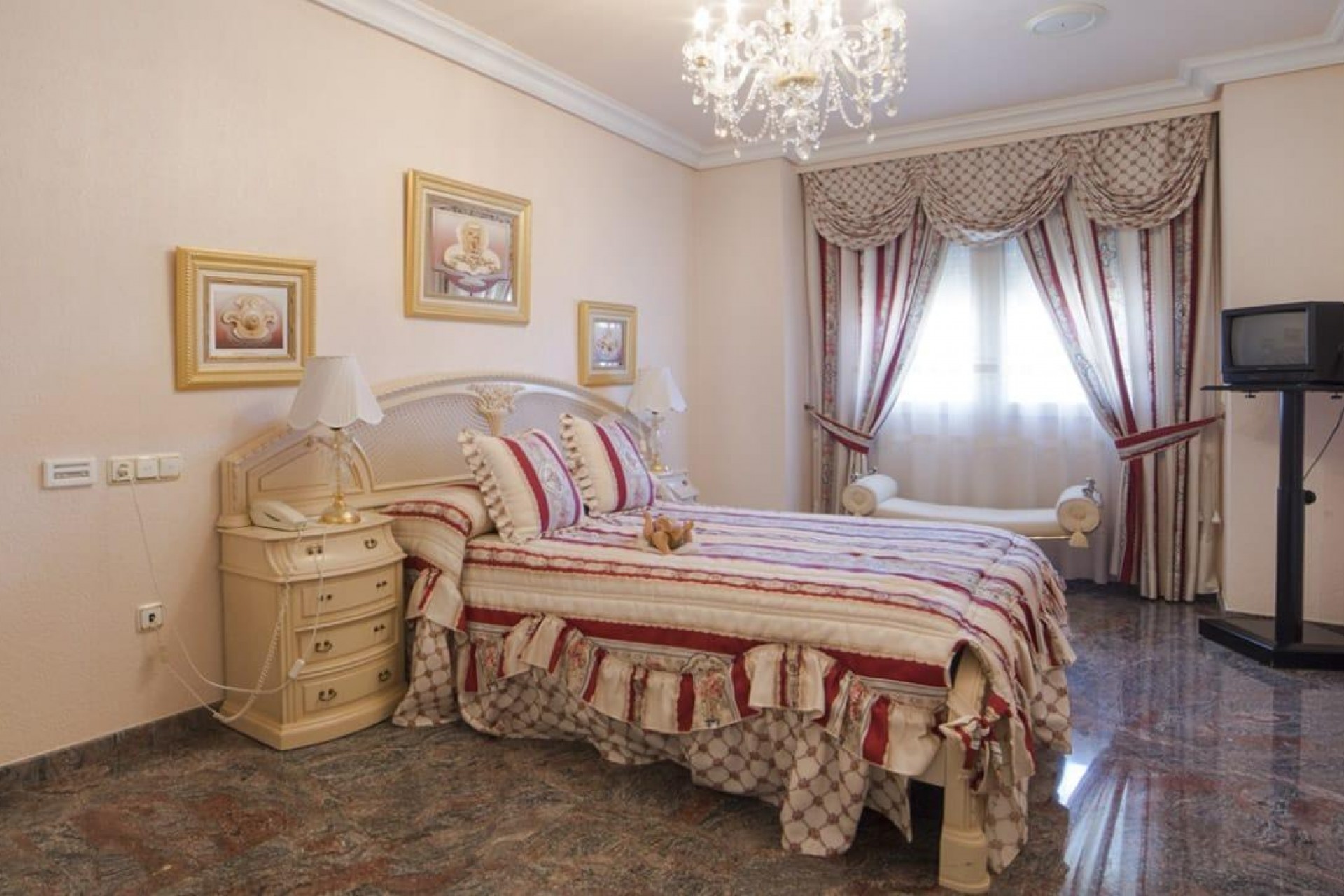 Resale - Town House -
Los Alcazares - Centro