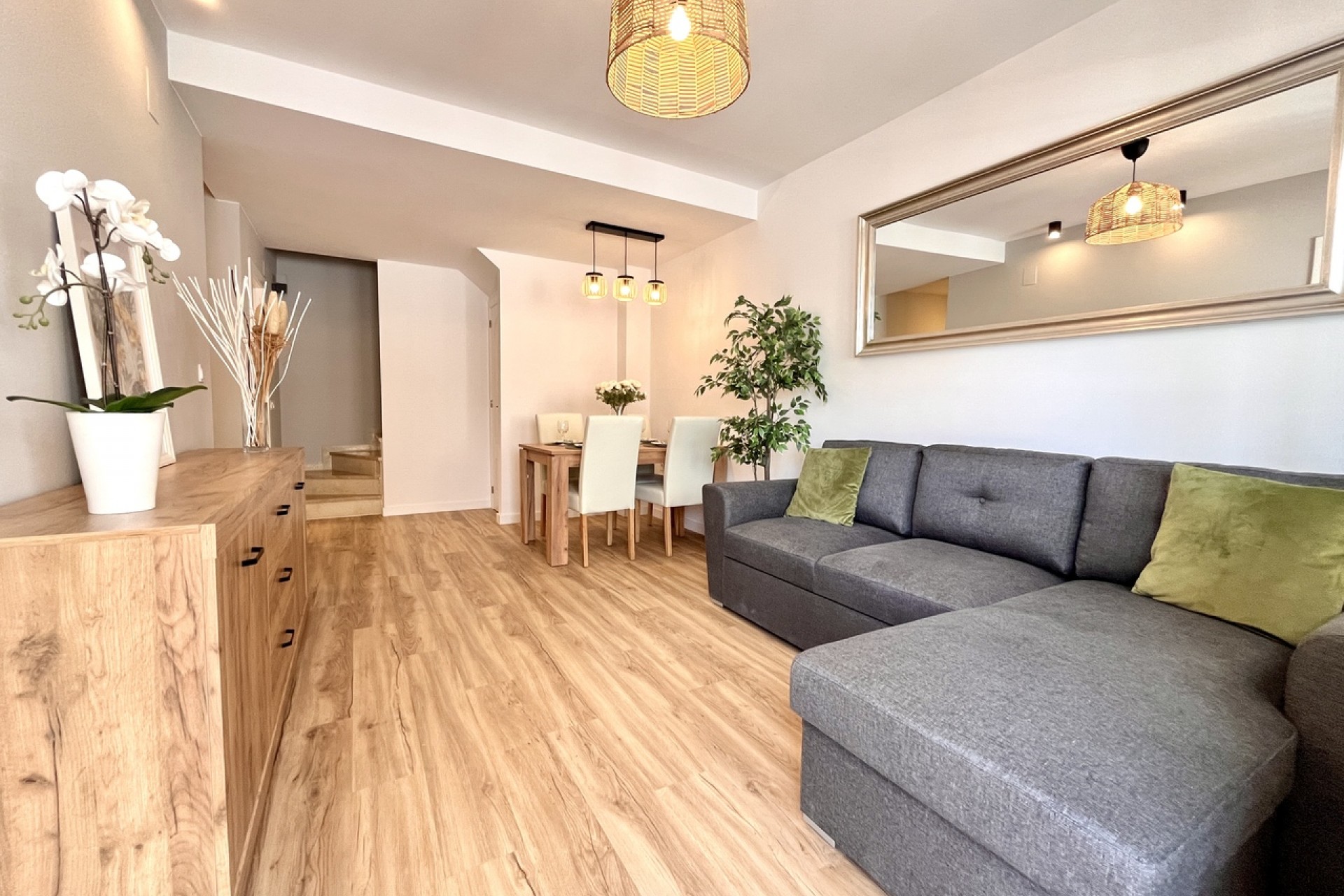 Resale - Town House -
Los Altos - Costa Blanca