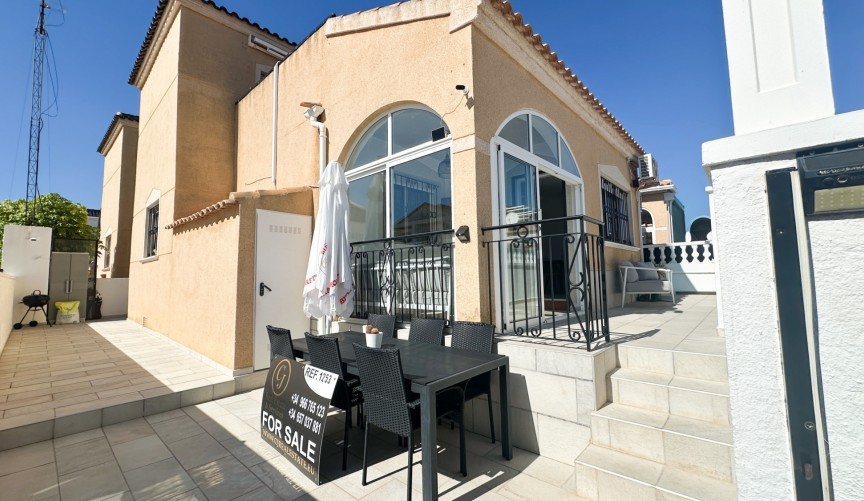 Resale - Town House -
Los Altos - Costa Blanca