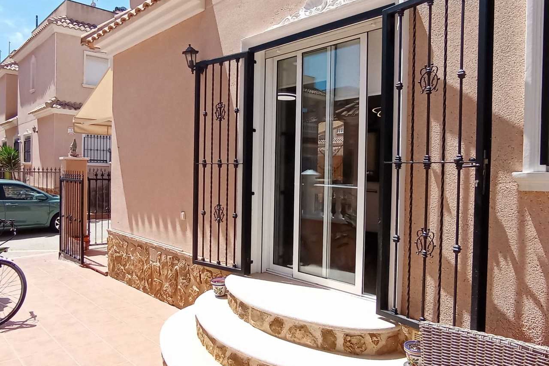 Resale - Town House -
Los Dolses - Inland