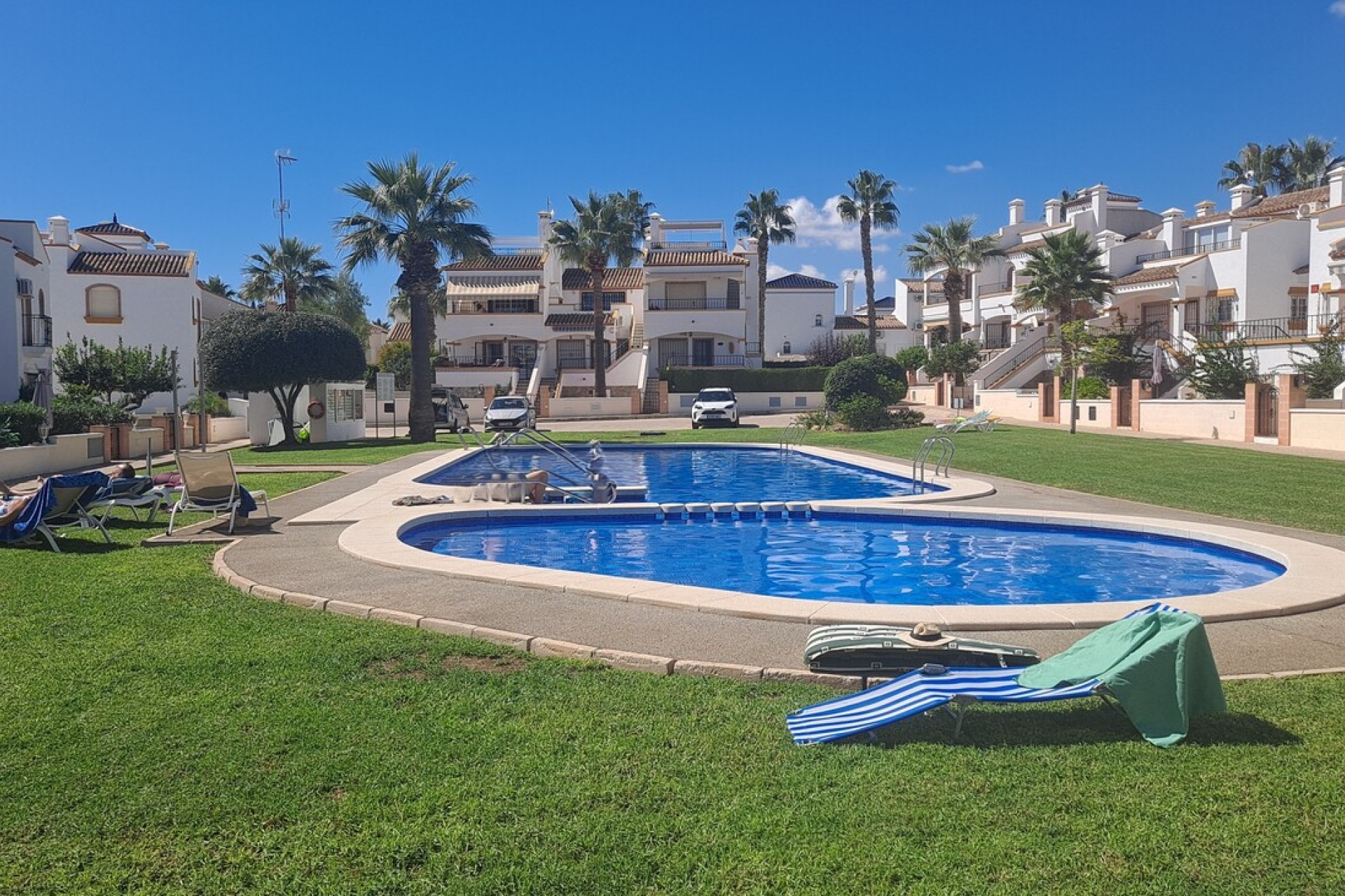 Resale - Town House -
Los Dolses - Inland