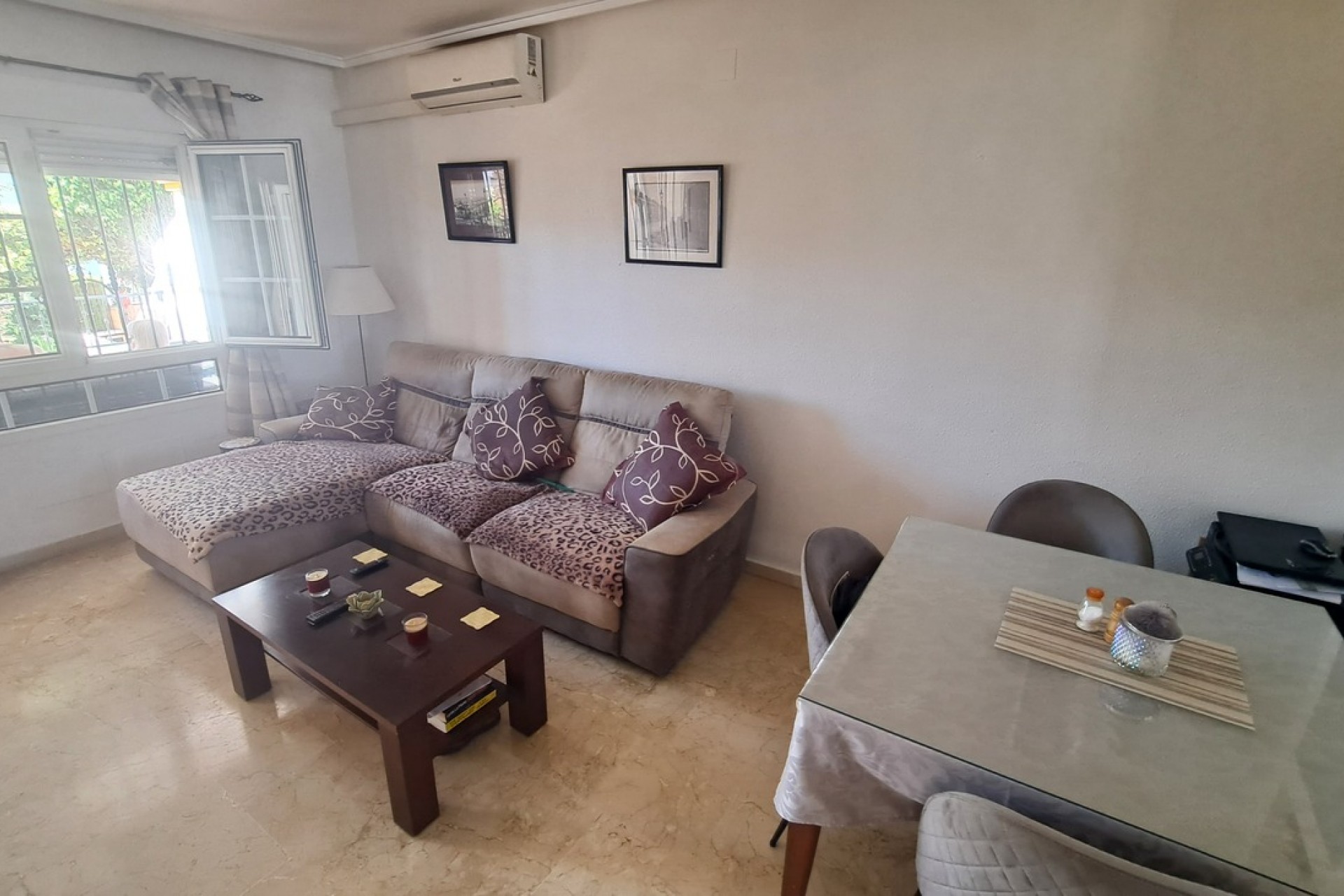 Resale - Town House -
Los Dolses - Inland