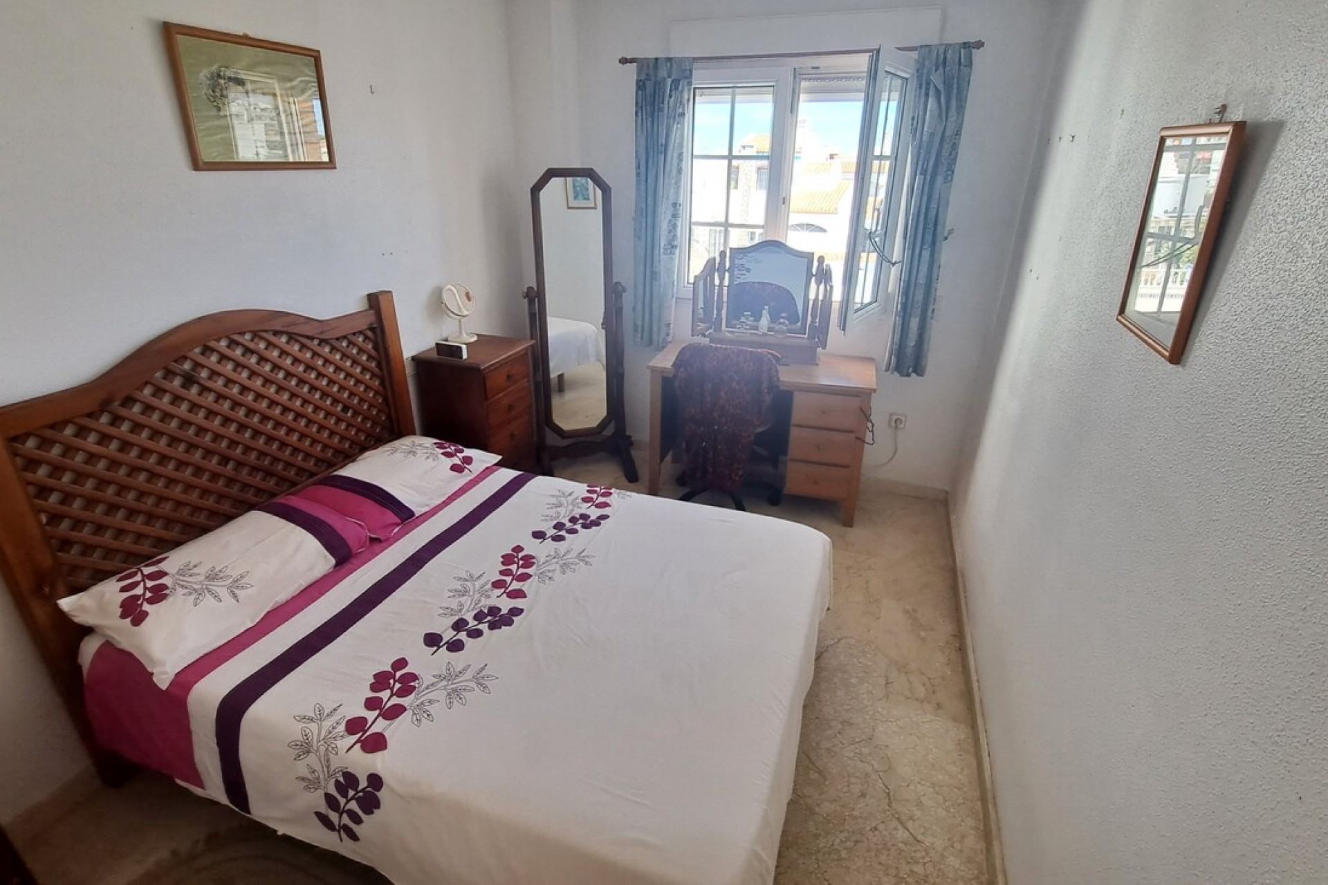 Resale - Town House -
Los Dolses - Inland