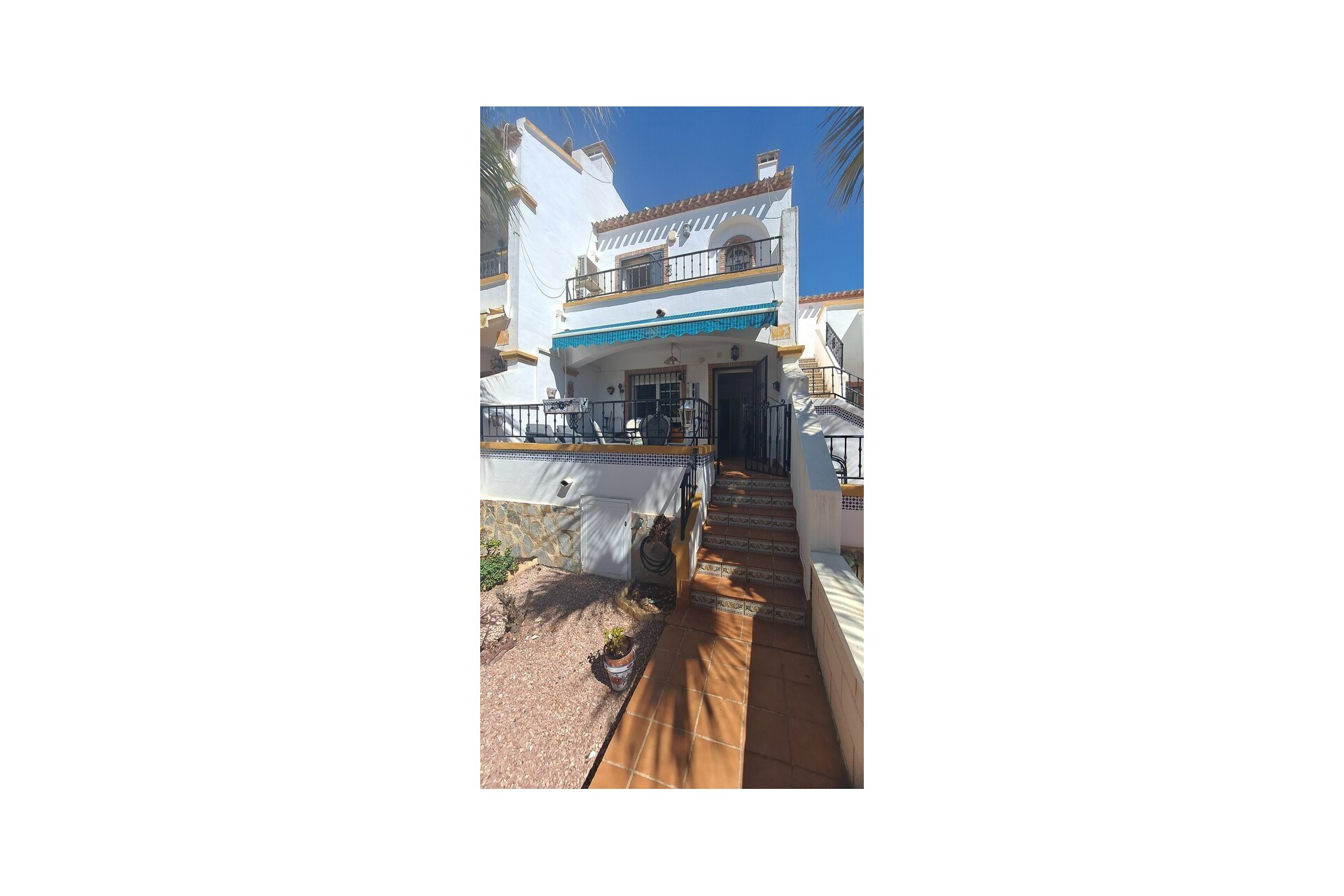 Resale - Town House -
Los Dolses - Inland