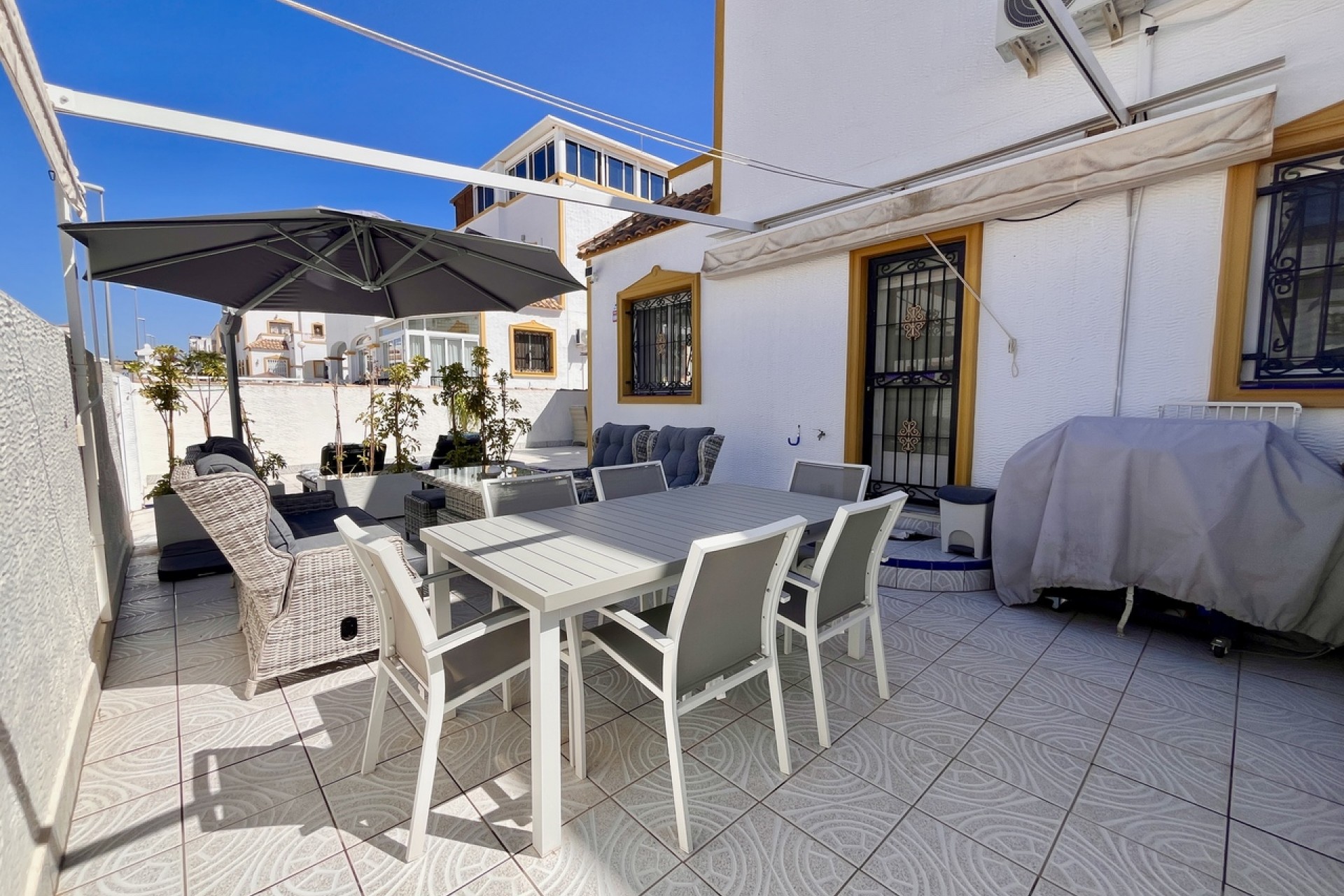 Resale - Town House -
Los Montesinos - Costa Blanca