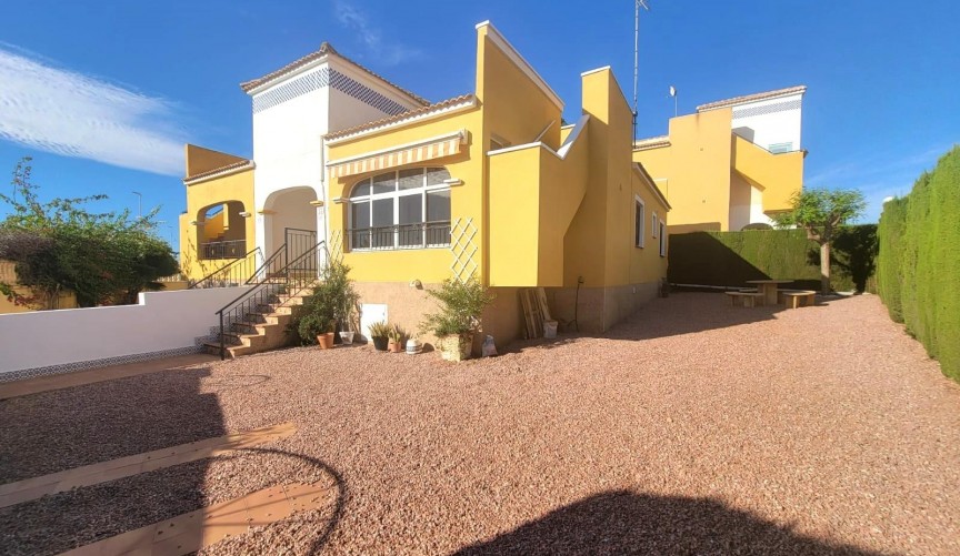 Resale - Town House -
Los Montesinos - Los Montesinos - Urb. La Herrada