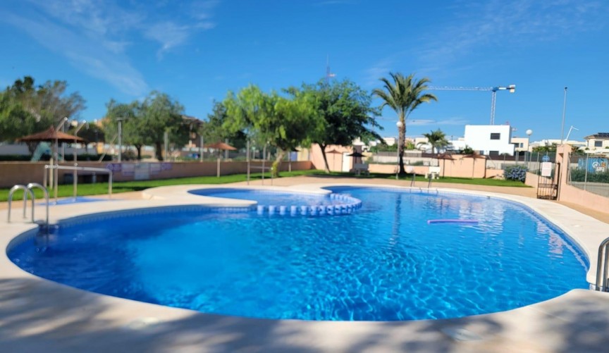 Resale - Town House -
Los Montesinos - Los Montesinos - Urb. La Herrada