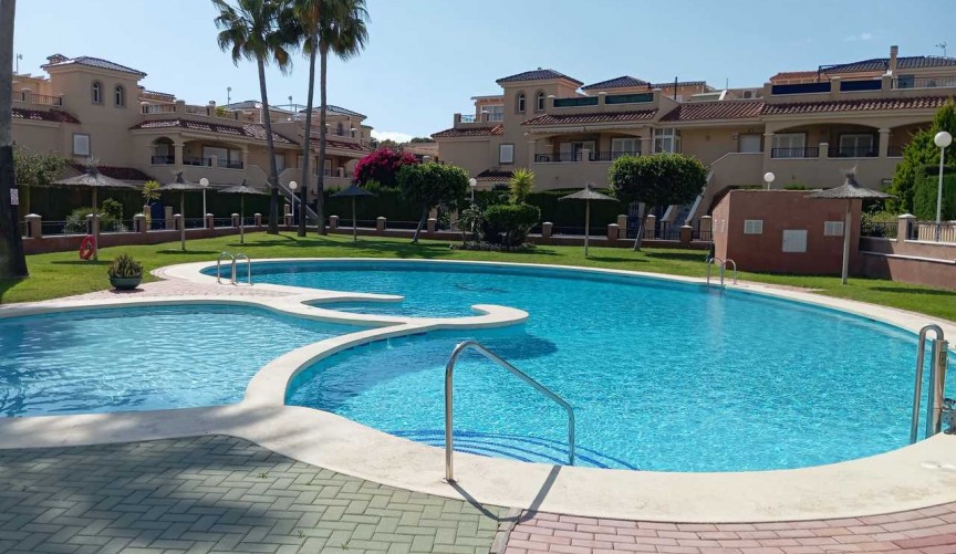 Resale - Town House -
Mil Palmeras - Costa Blanca