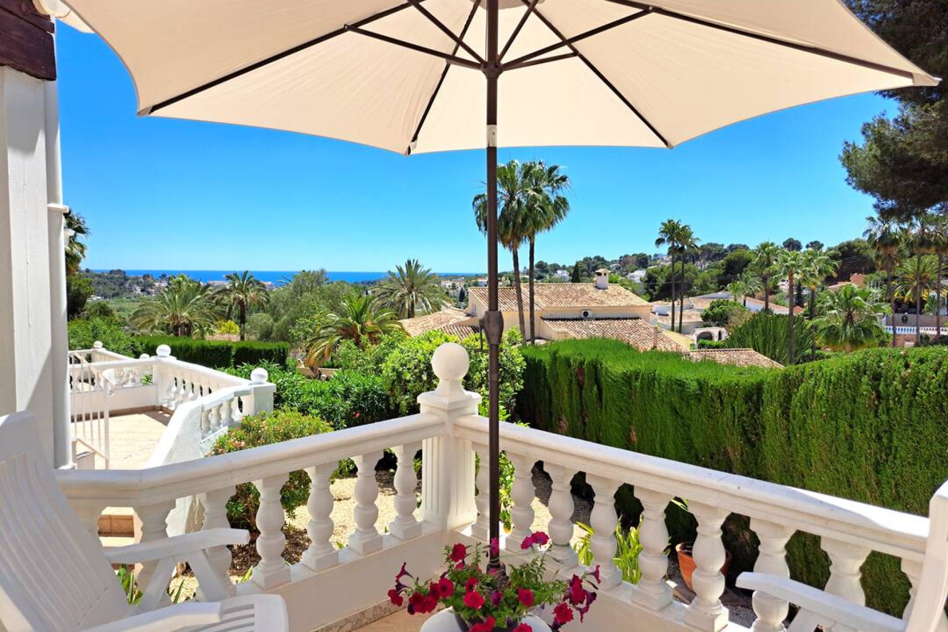 Resale - Town House -
Moraira - Costa Blanca