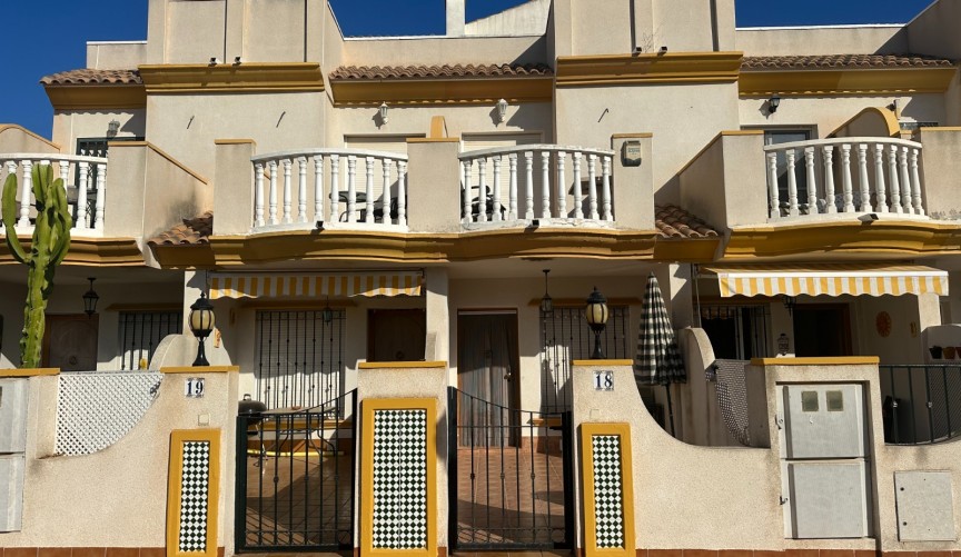 Resale - Town House -
Orihuela Costa - Costa Blanca