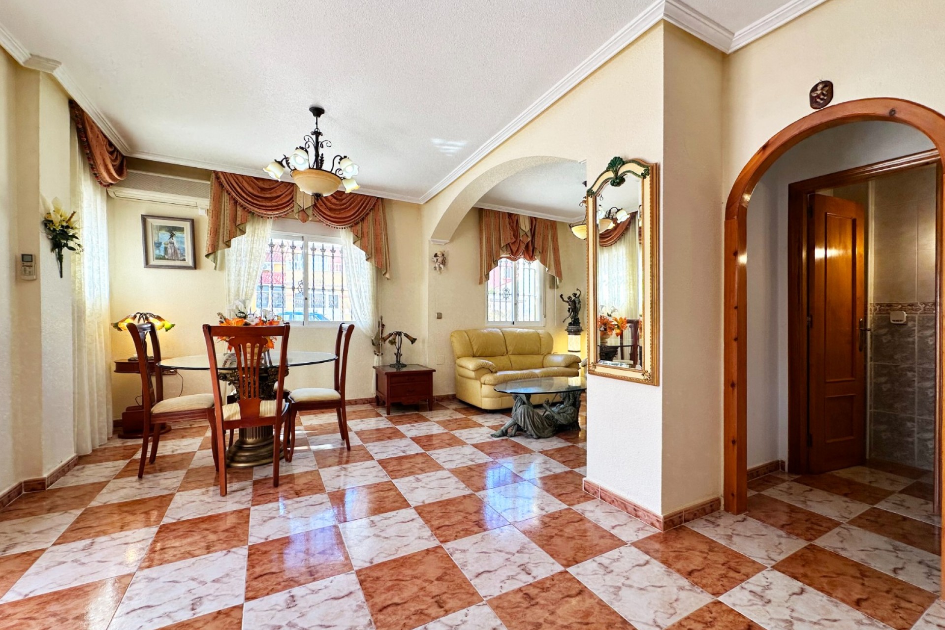 Resale - Town House -
Orihuela Costa - Costa Blanca