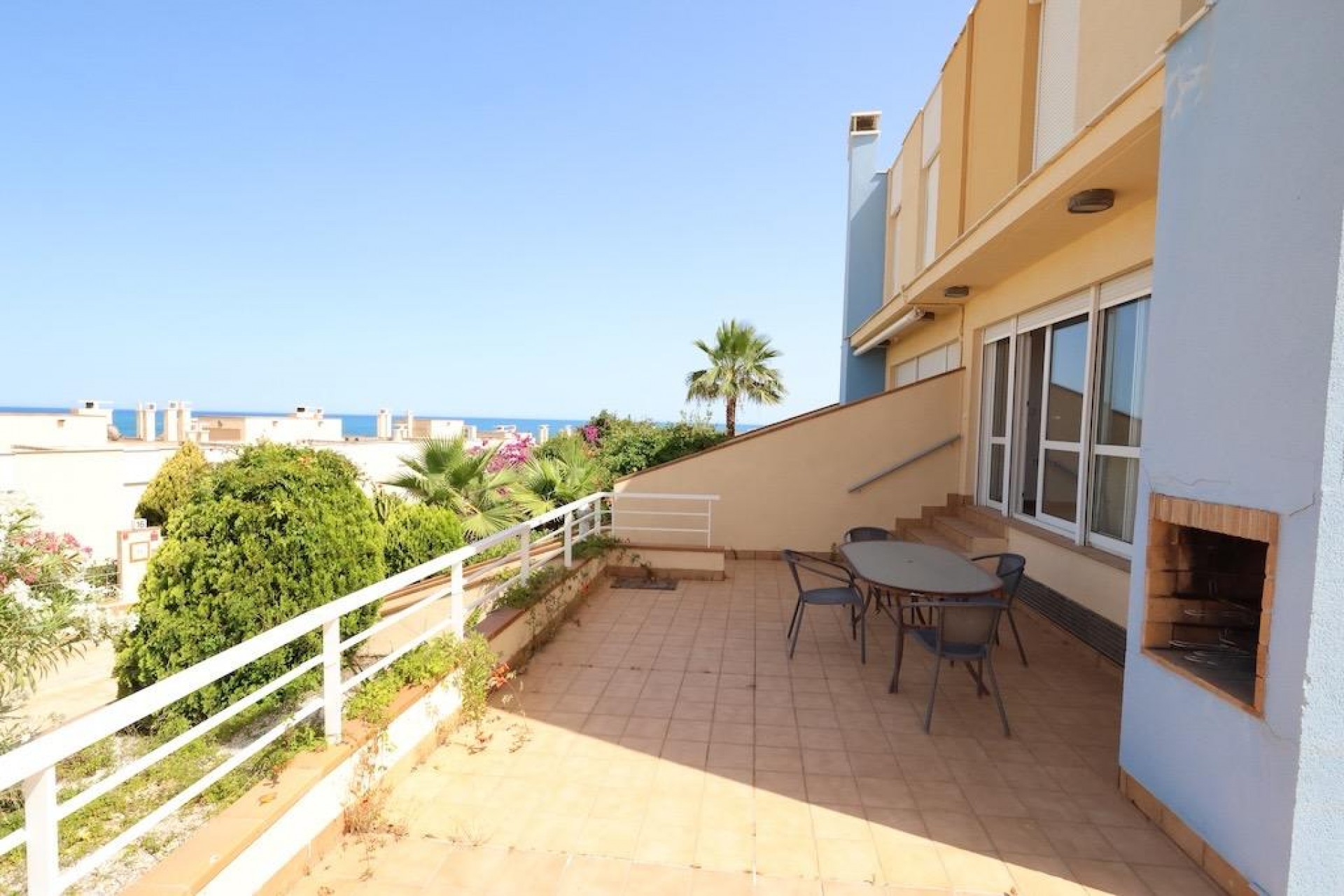 Resale - Town House -
Orihuela Costa - Costa Blanca