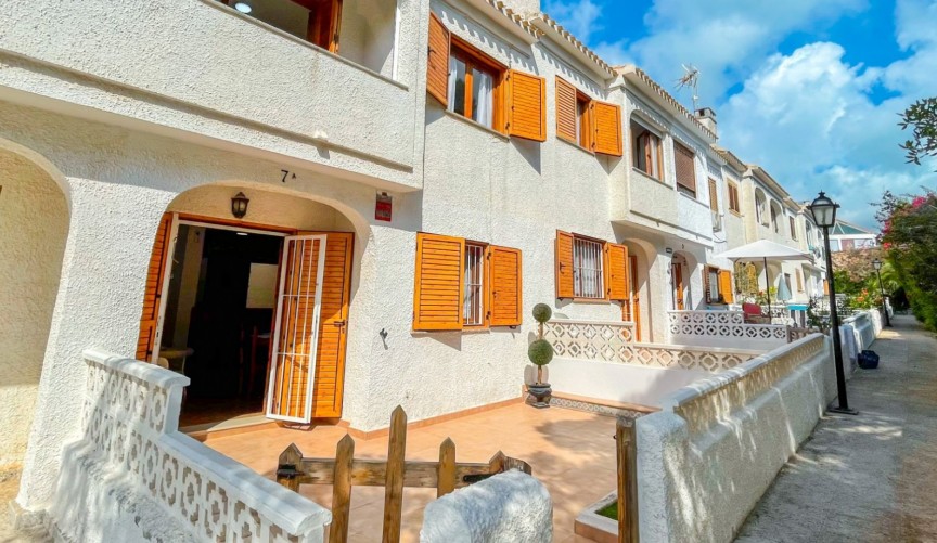 Resale - Town House -
Orihuela Costa - Costa Blanca