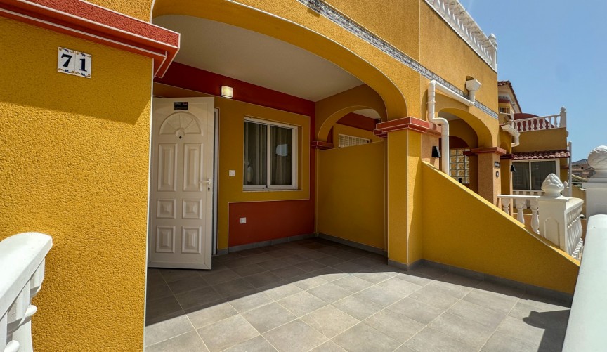 Resale - Town House -
Orihuela Costa - Costa Blanca