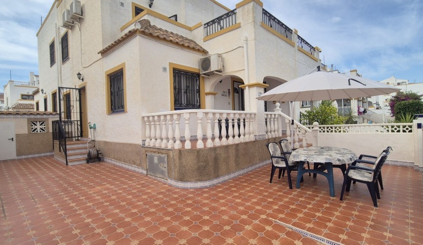 Resale - Town House -
Orihuela Costa - Costa Blanca