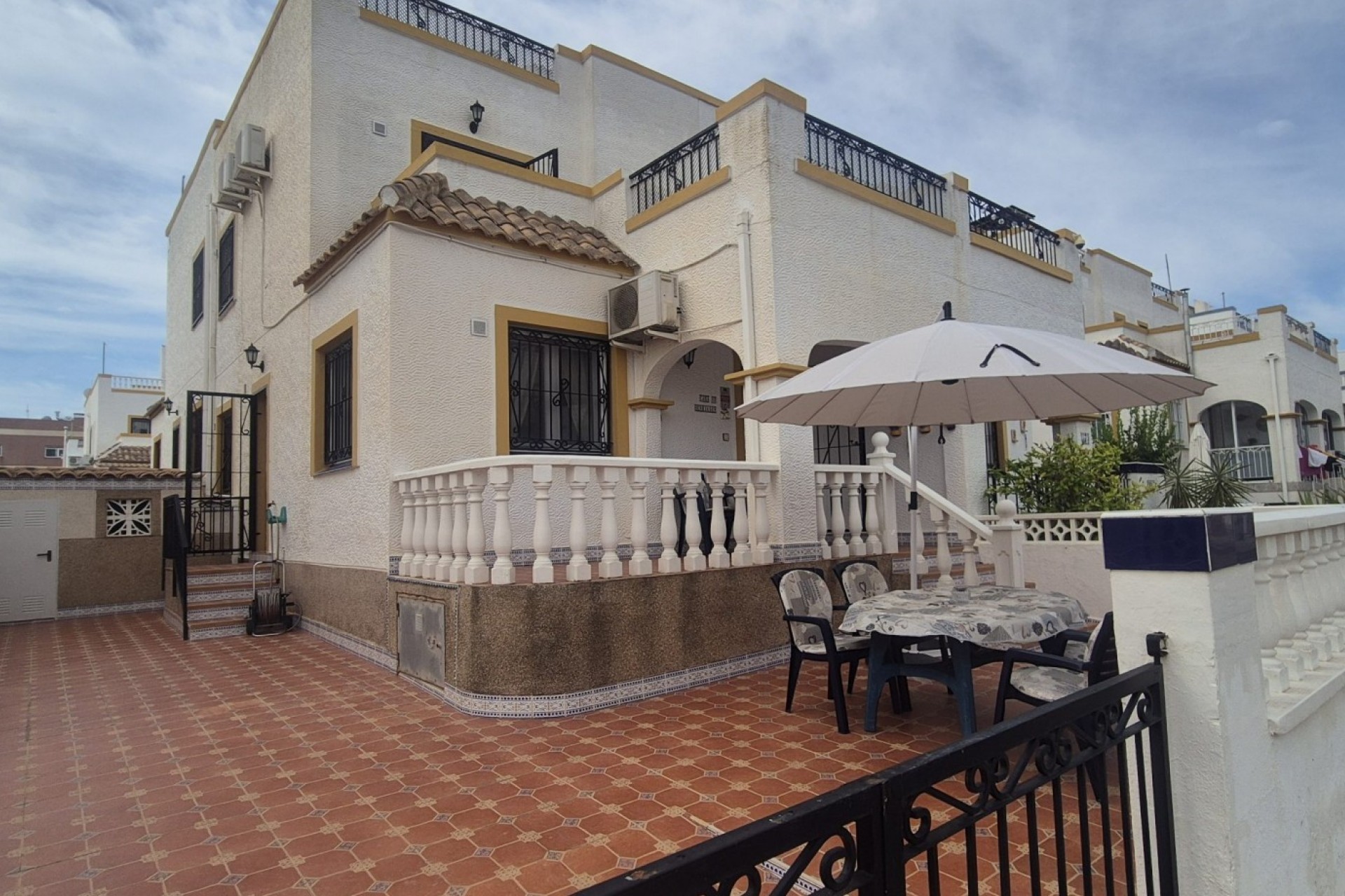 Resale - Town House -
Orihuela Costa - Costa Blanca