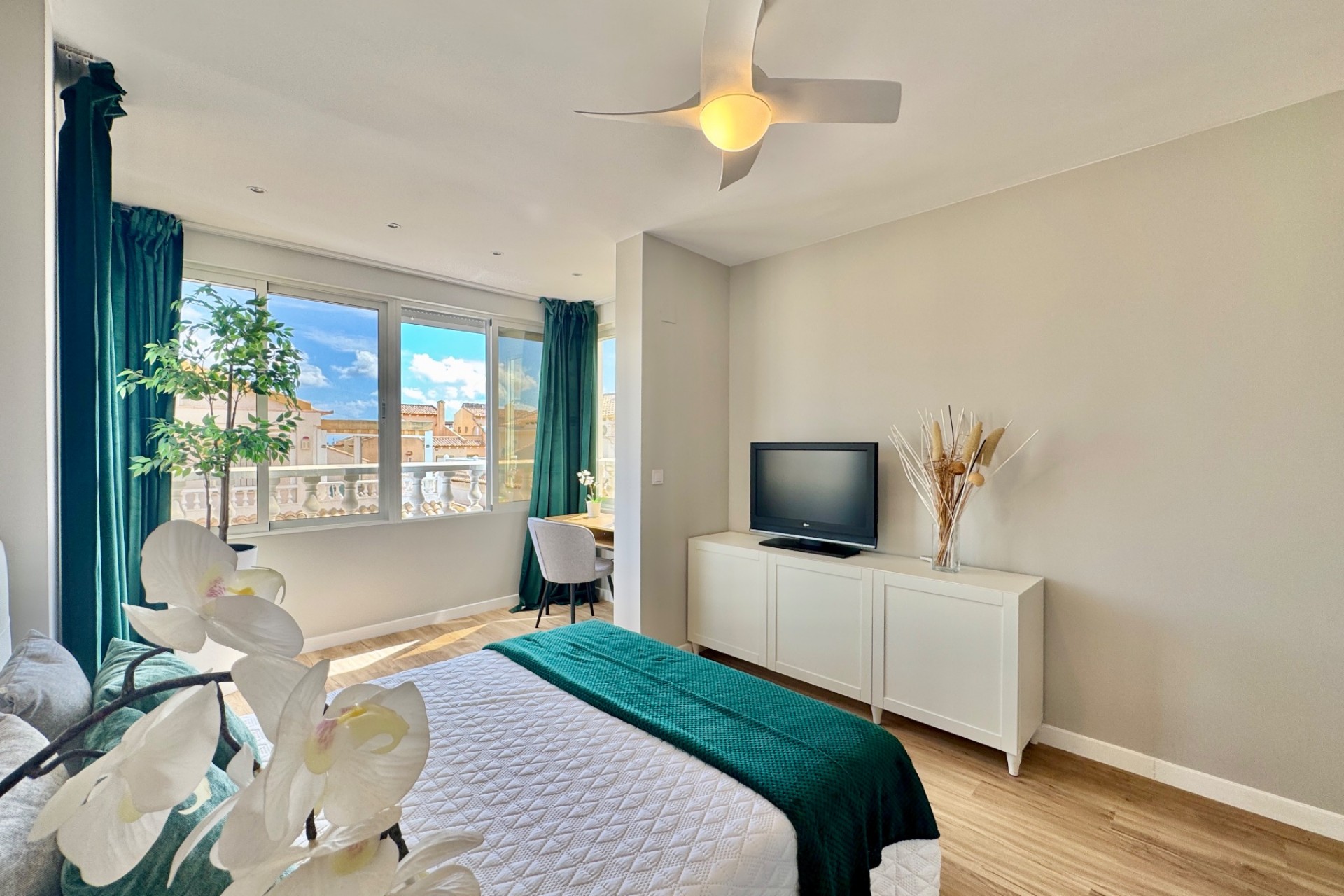 Resale - Town House -
Orihuela Costa - Costa Blanca