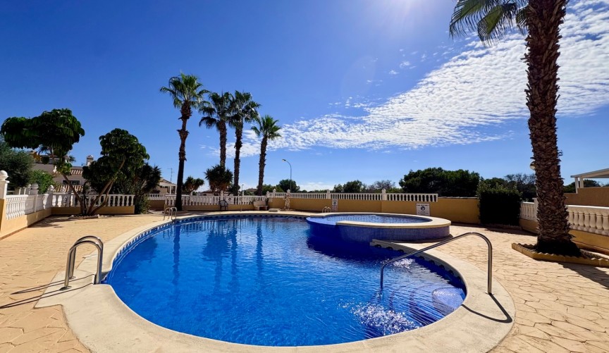 Resale - Town House -
Orihuela Costa - Costa Blanca