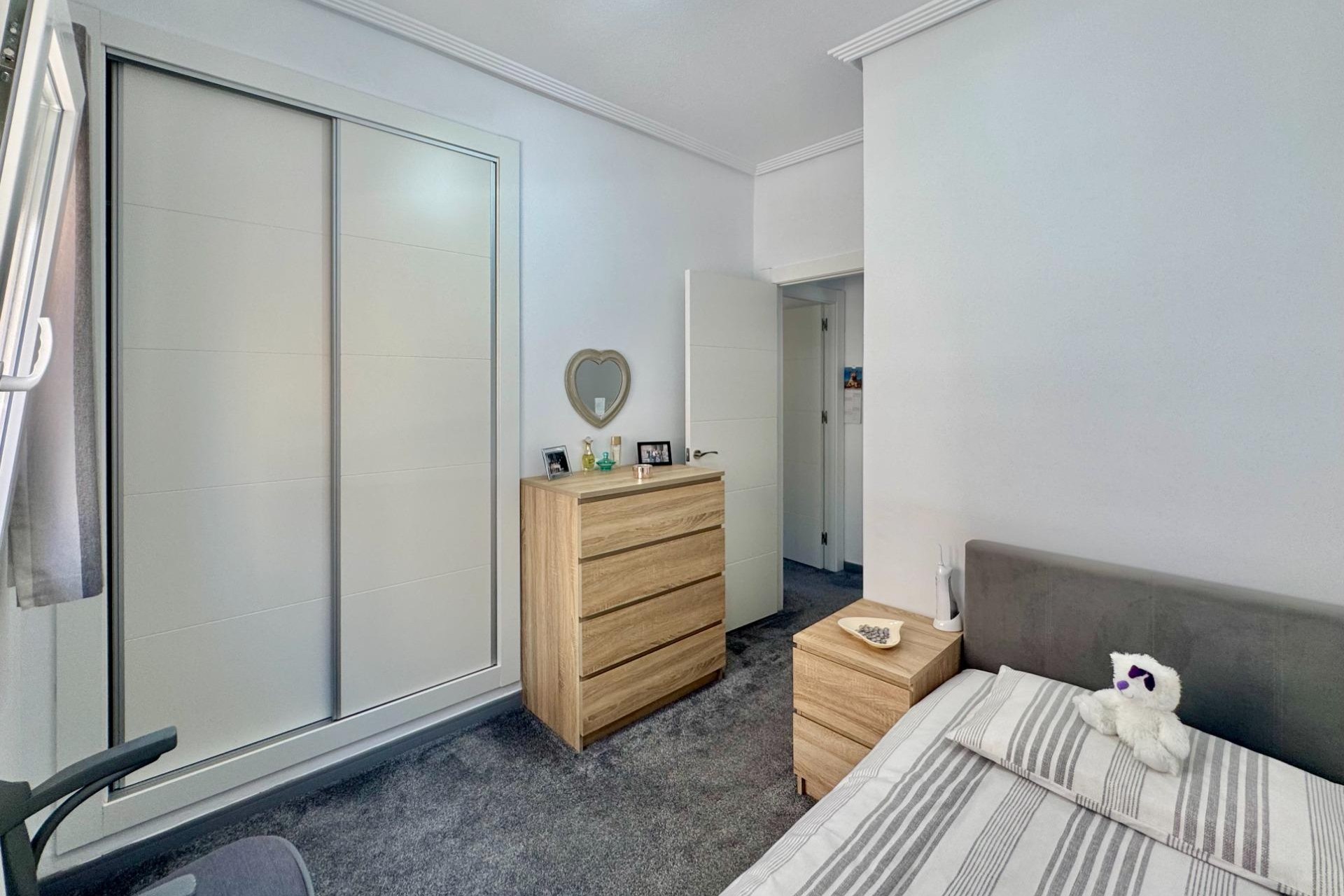 Resale - Town House -
Orihuela Costa - La Florida