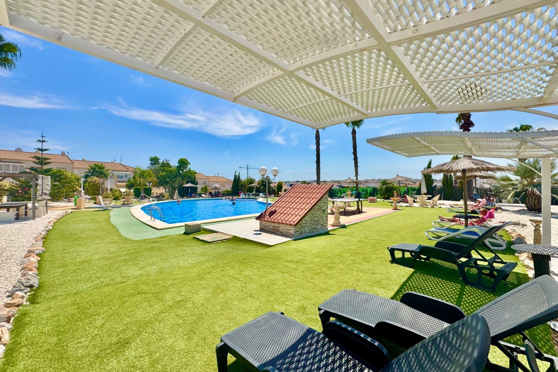 Resale - Town House -
Orihuela Costa - La Florida