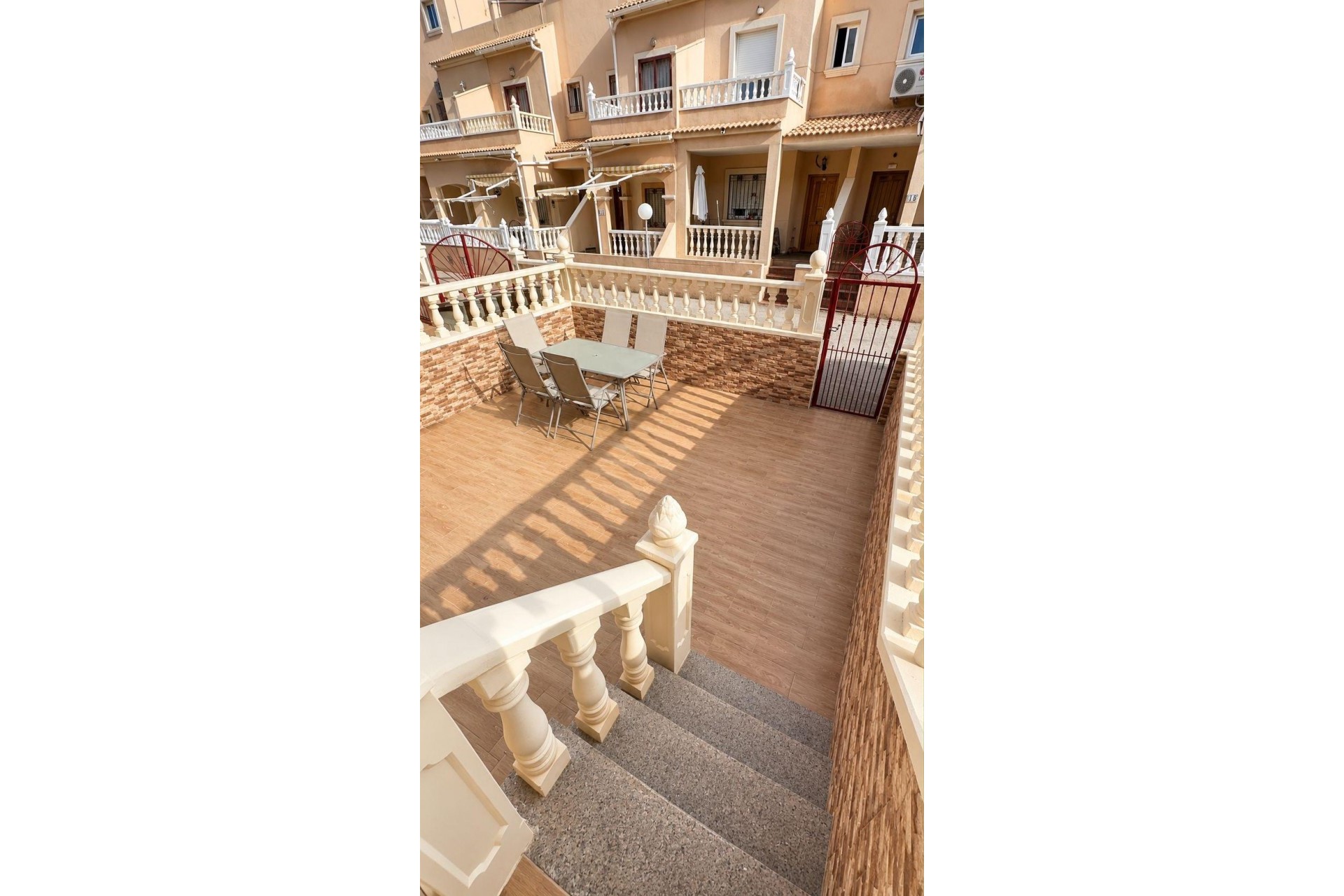 Resale - Town House -
Orihuela Costa - La Zenia