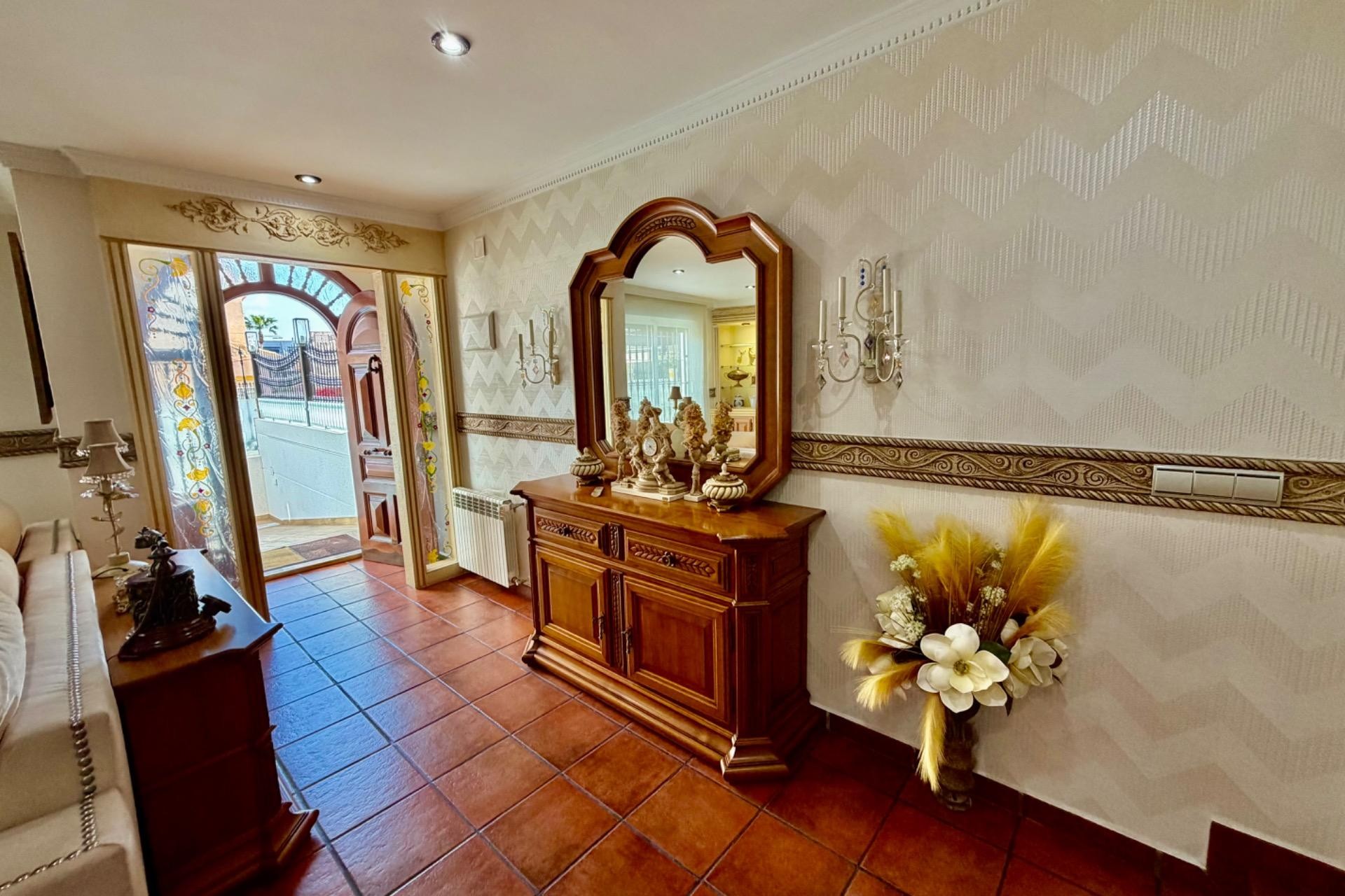Resale - Town House -
Orihuela Costa - La Zenia