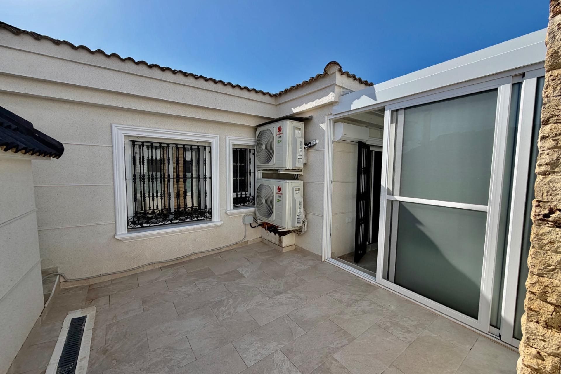 Resale - Town House -
Orihuela Costa - La Zenia