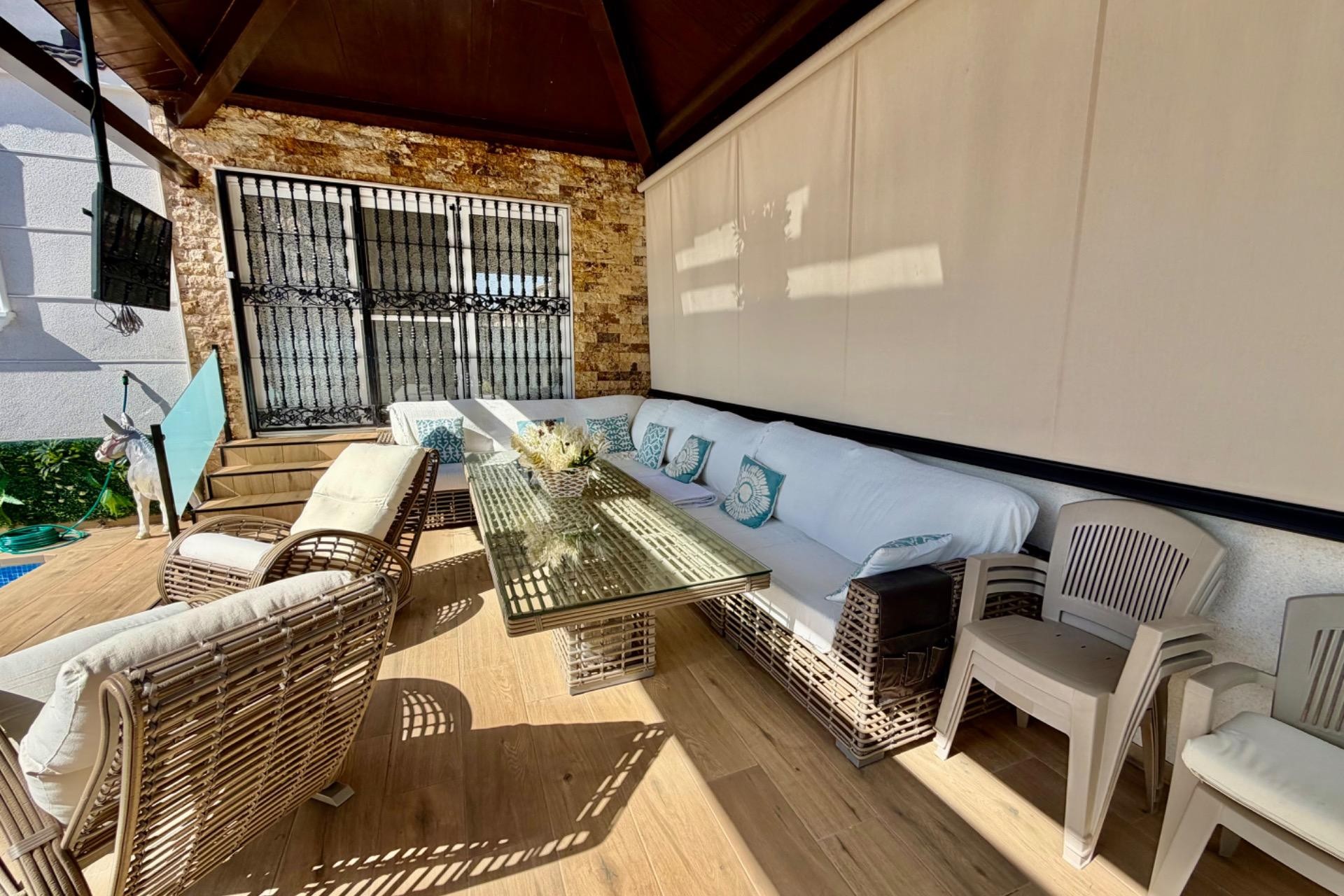 Resale - Town House -
Orihuela Costa - La Zenia