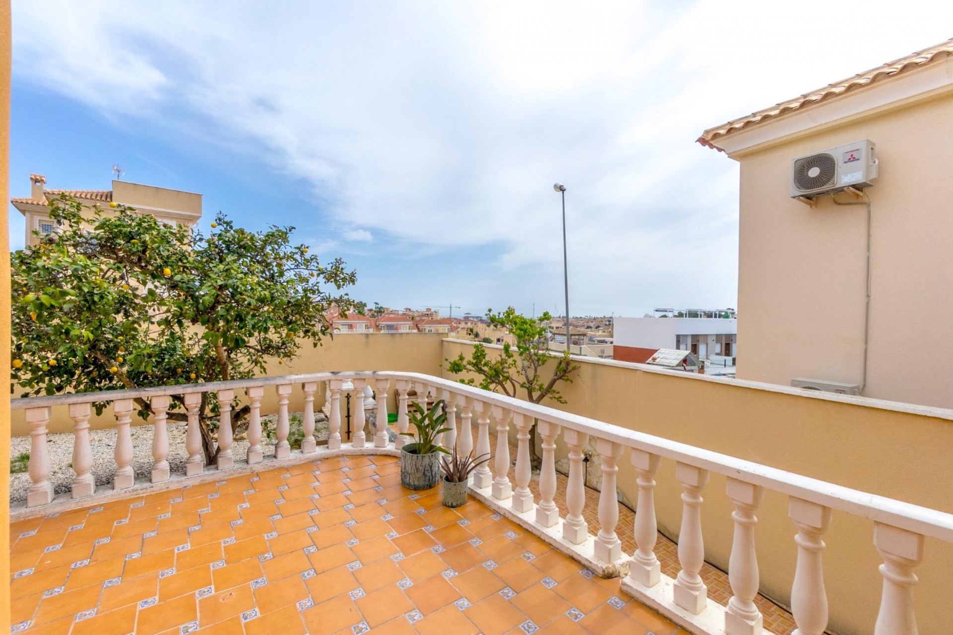 Resale - Town House -
Orihuela Costa - Las Filipinas