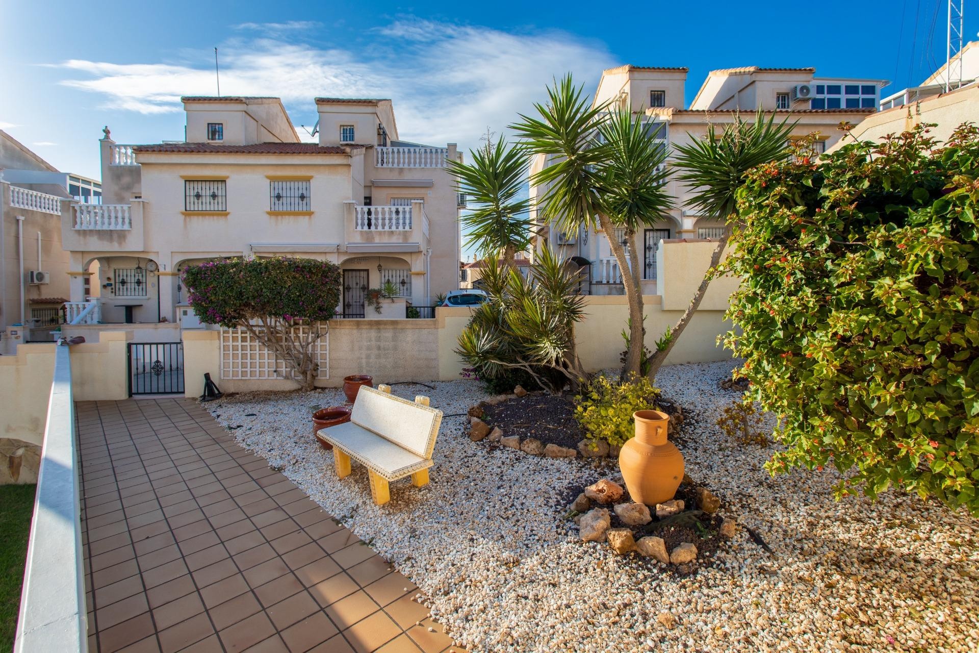 Resale - Town House -
Orihuela Costa - Las Filipinas