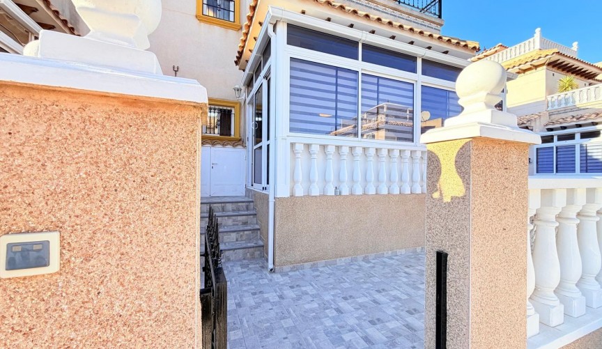 Resale - Town House -
Orihuela Costa - Las Filipinas