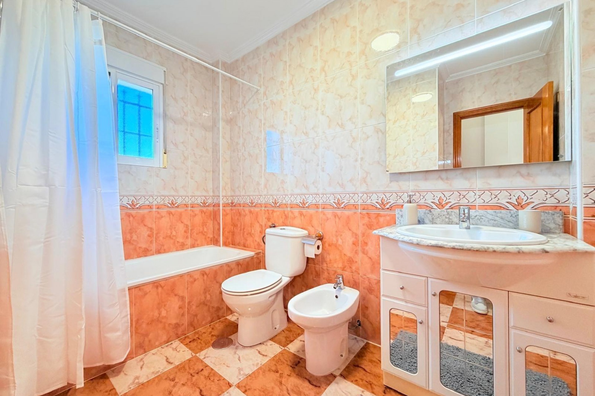 Resale - Town House -
Orihuela Costa - Las Filipinas
