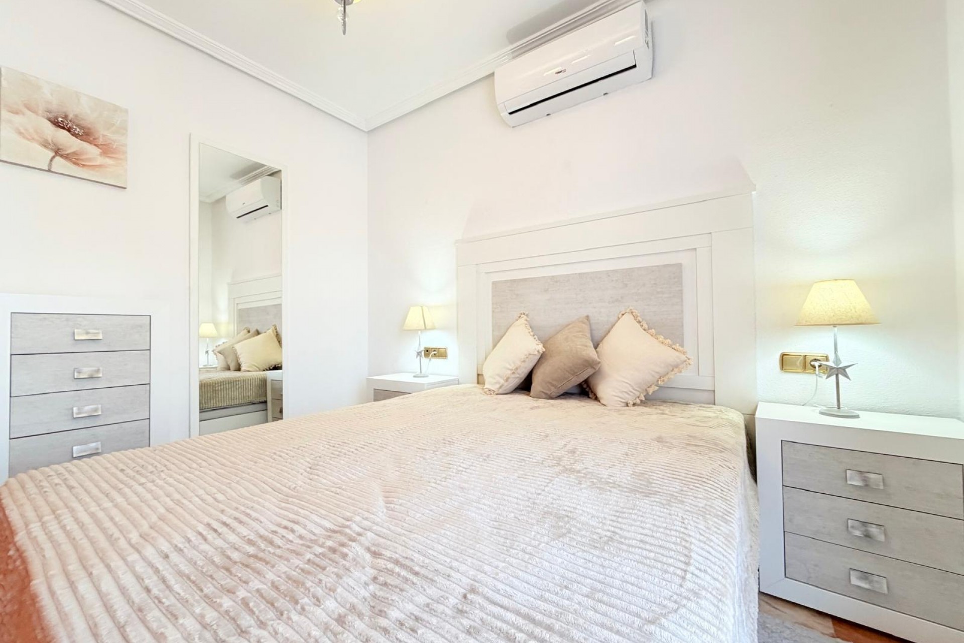 Resale - Town House -
Orihuela Costa - Las Filipinas