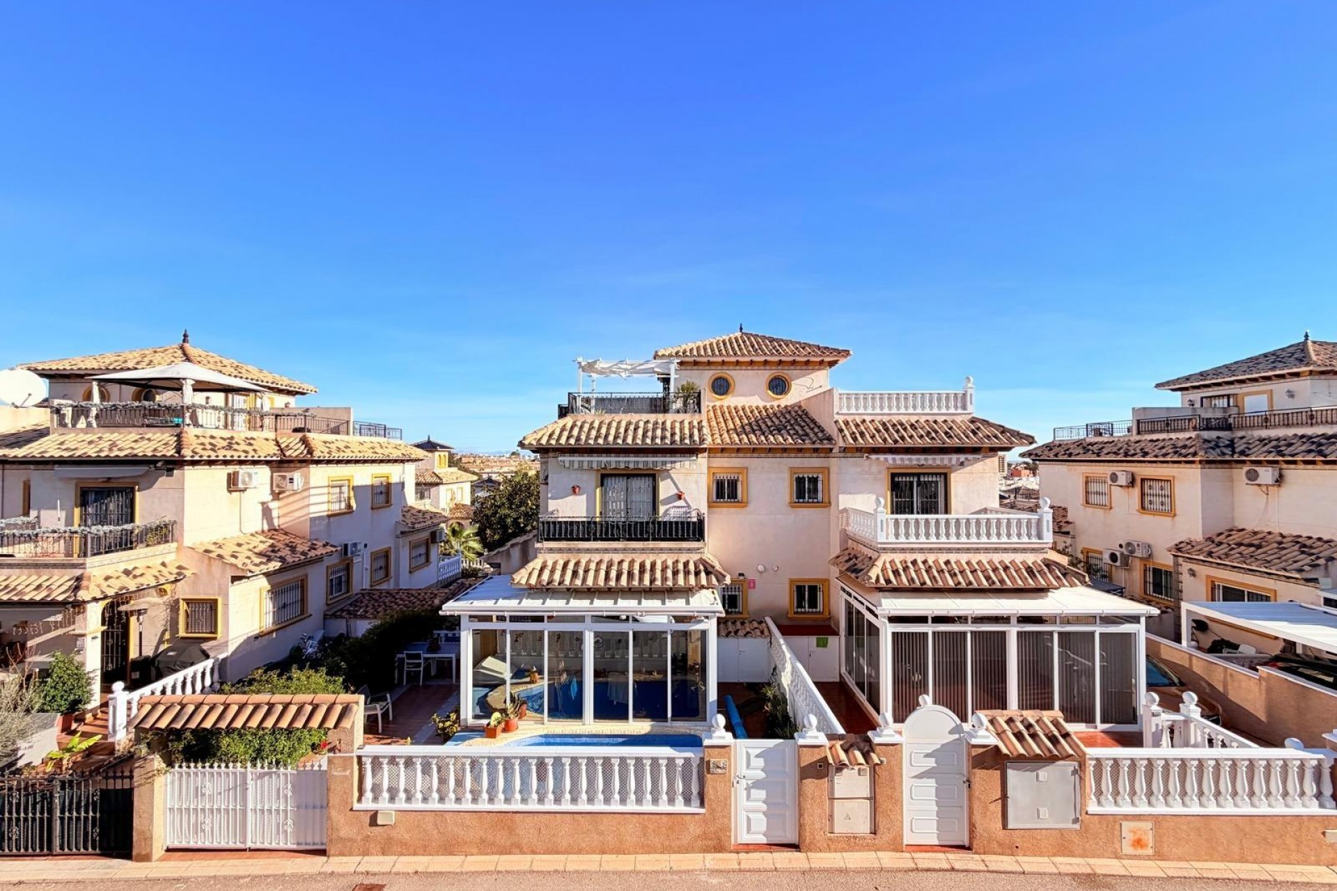 Resale - Town House -
Orihuela Costa - Las Filipinas