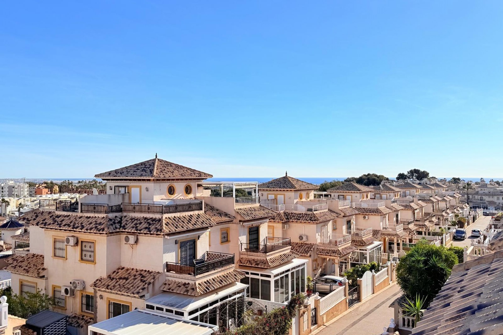 Resale - Town House -
Orihuela Costa - Las Filipinas
