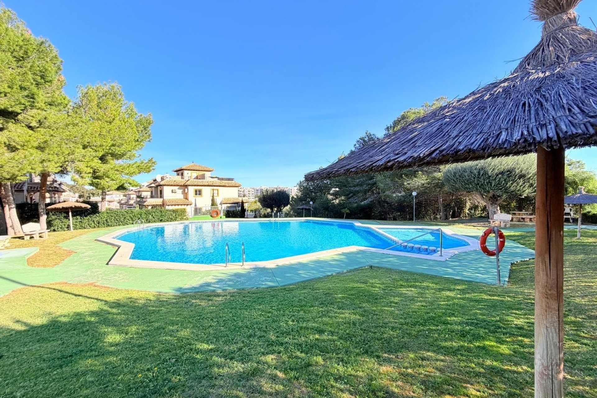 Resale - Town House -
Orihuela Costa - Las Filipinas